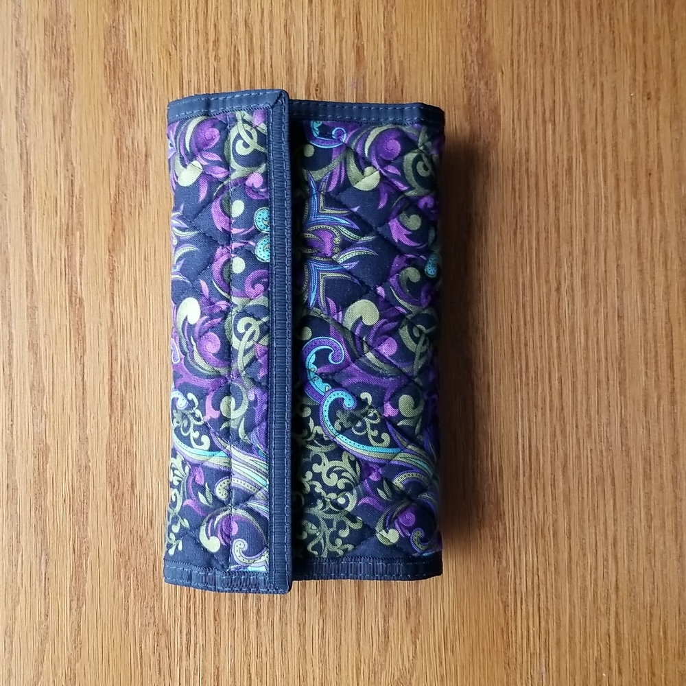 Larenda Large Quilted Tri Fold Wallet/ Check Book holder